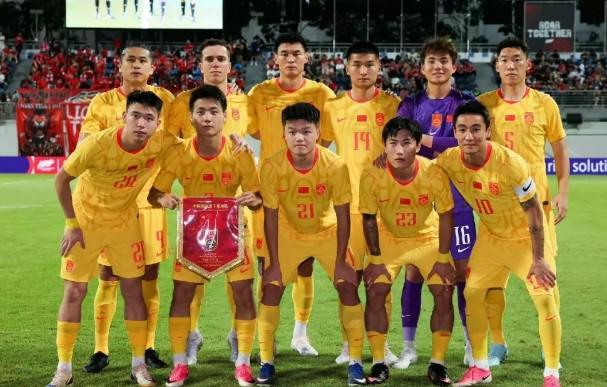 bti体育官方网站-上观：险胜新加坡，国足主帅邵佳一为考察更多球员付出了代价